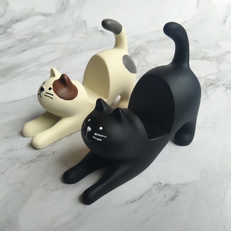 Stretch cat desk stand Black Cat outfit Lazy phone stand