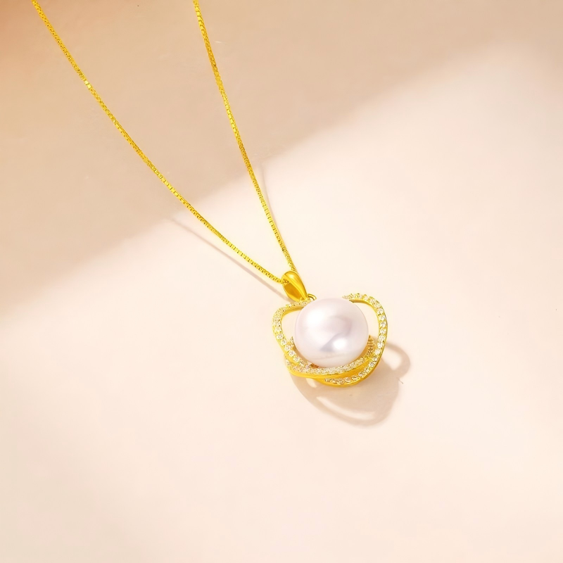 周六福S925银山茶花珍珠项链