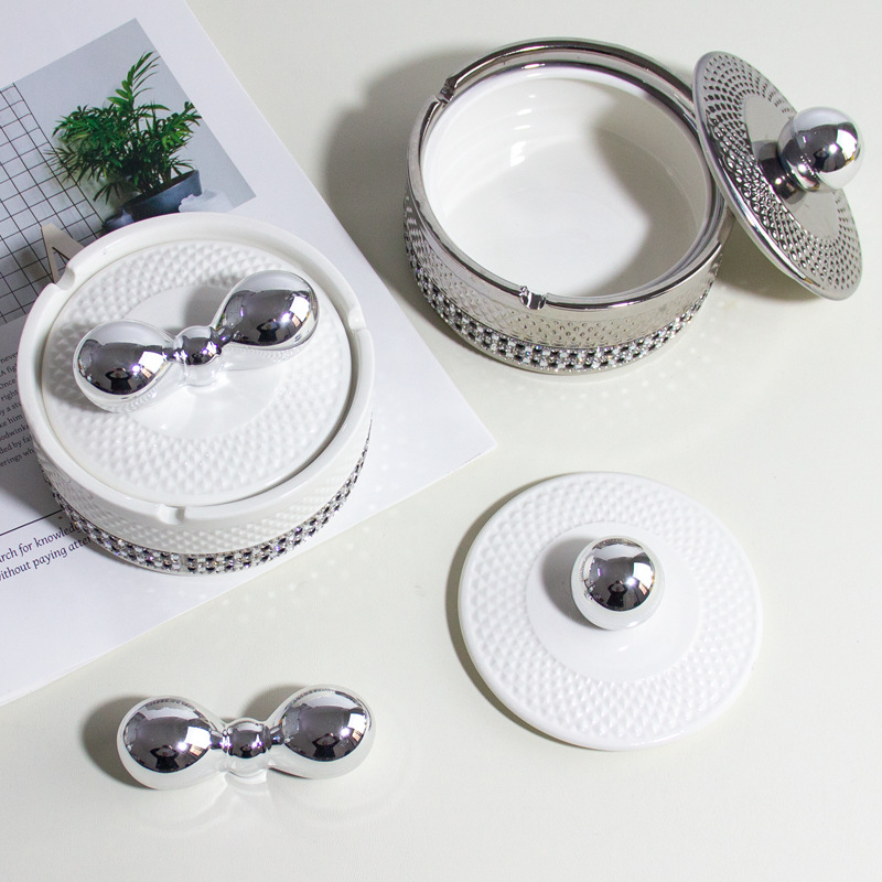 Premium sense creative edge ashtray