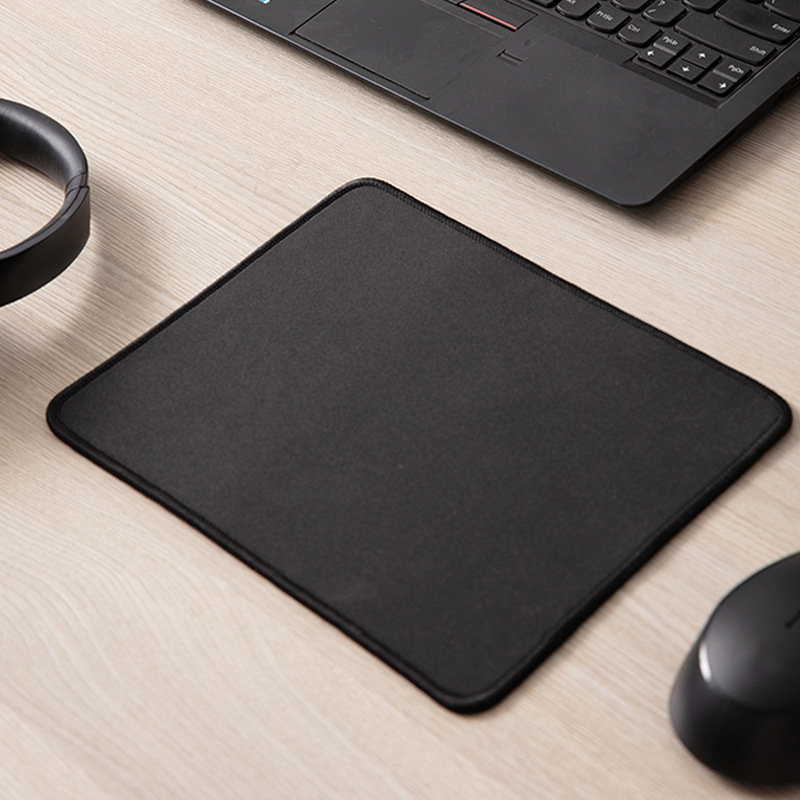 18cm * 22cm solid color mouse pad