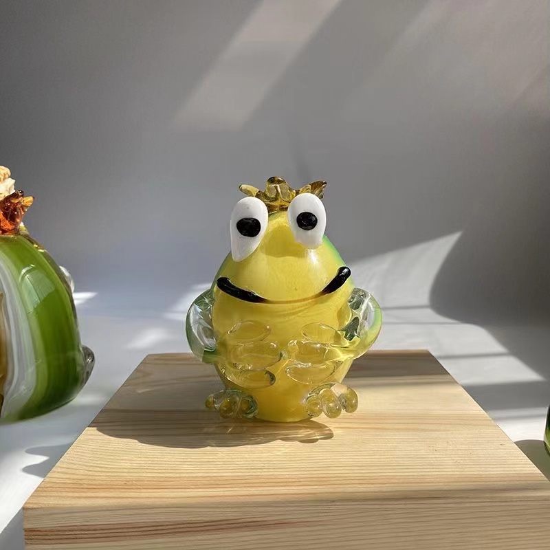 Glass children's room glass to send pure hand-made decoration porch frog prince