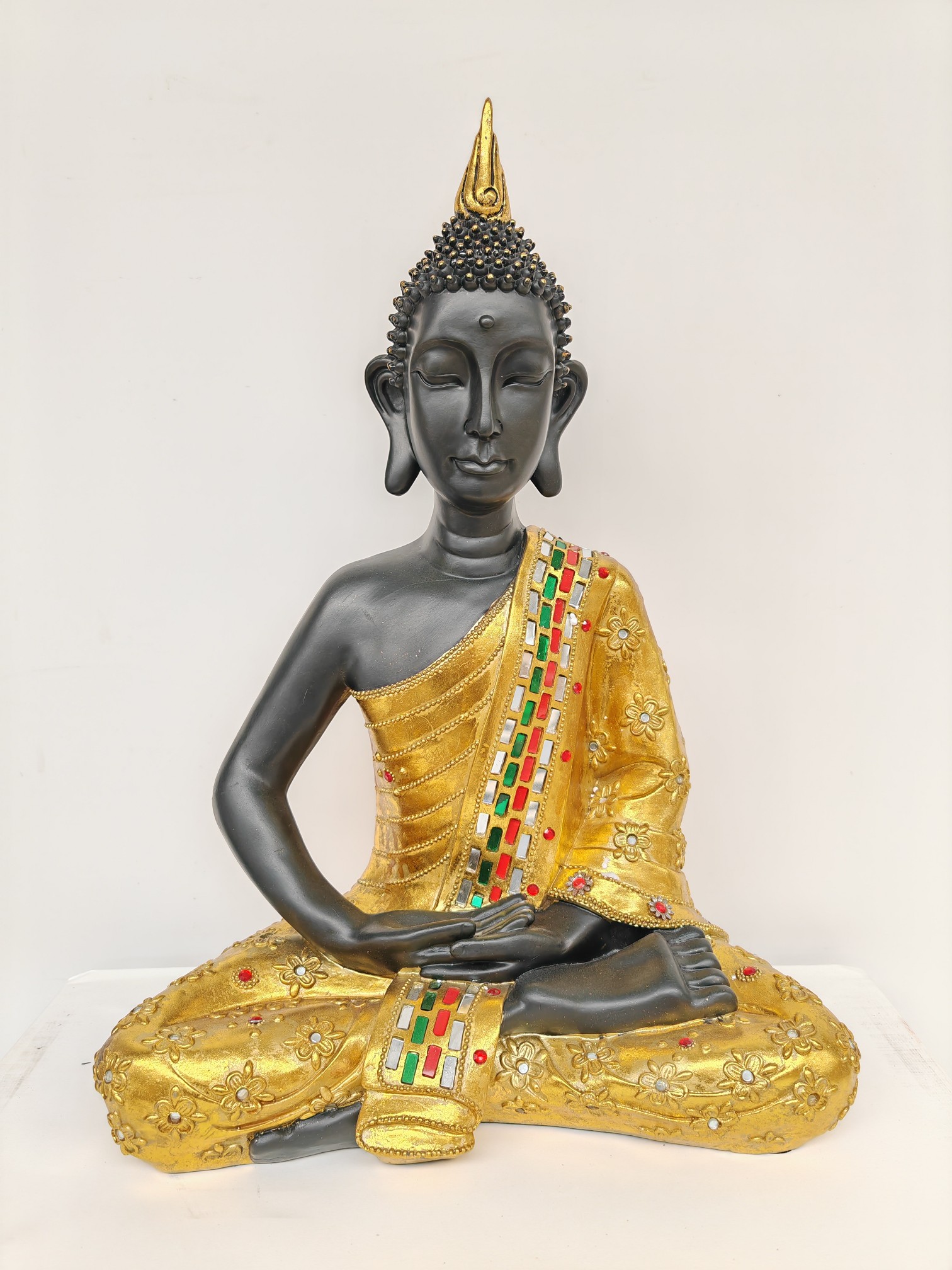 MUSE——家居装饰艺术 老式手工工艺，打造民族风，为空间带来一抹有关异域风情的想象。 玄关佛像摆件东南亚禅意家居坐佛，立体手工雕刻工艺