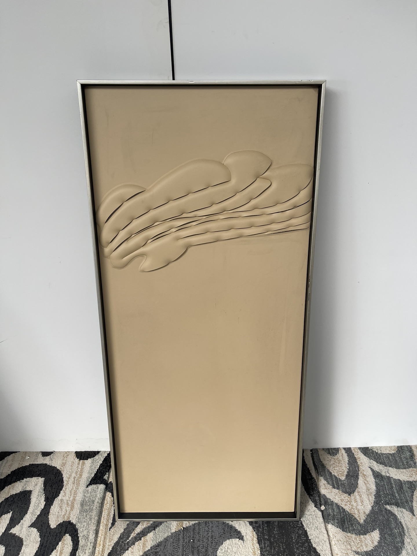 顶流家奢——visionnaire高定壁画 意大利轻奢家居设计师定制款，将奢华和艺术紧密结合，专业服务高端私宅。 高端定制设计师款皮质切割工艺挂画