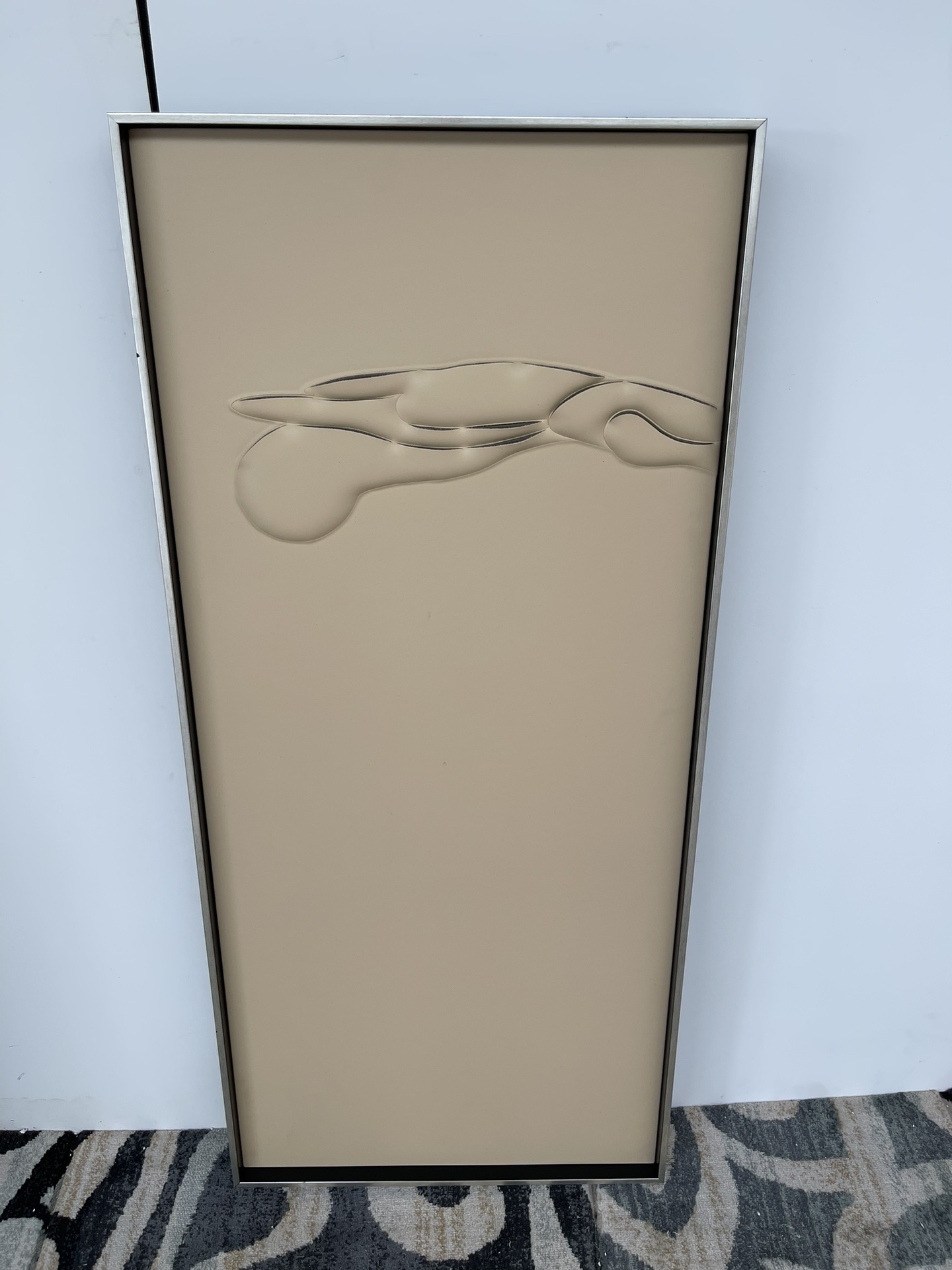 顶流家奢——visionnaire高定壁画 意大利轻奢家居设计师定制款，将奢华和艺术紧密结合，专业服务高端私宅。 高端定制手工切割皮质艺术玄关挂画