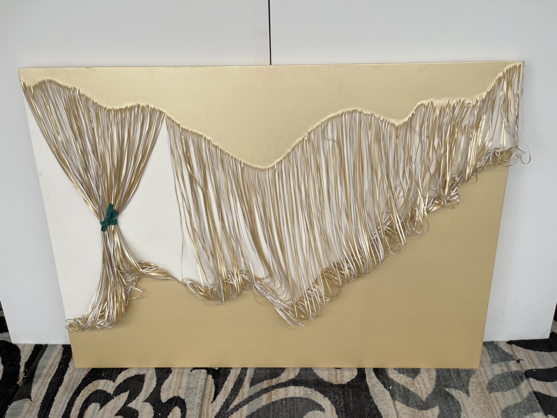 顶流家奢——visionnaire高定壁画 意大利轻奢家居设计师定制款，将奢华和艺术紧密结合，专业服务高端私宅。 高端定制设计师款实物彩带创意挂画