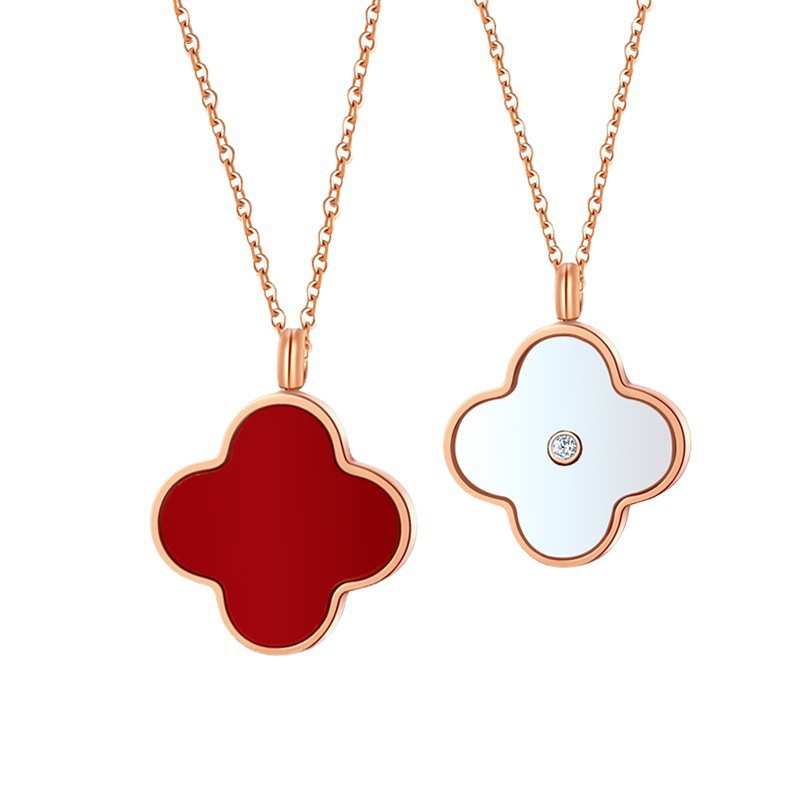 香港周六福镶钻系列-四叶草 双面玛瑙