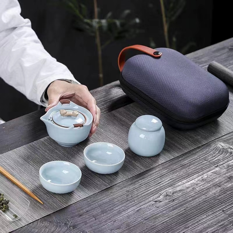 玉如意-中式哥窑一壶两杯带茶叶罐便携旅行茶具套装