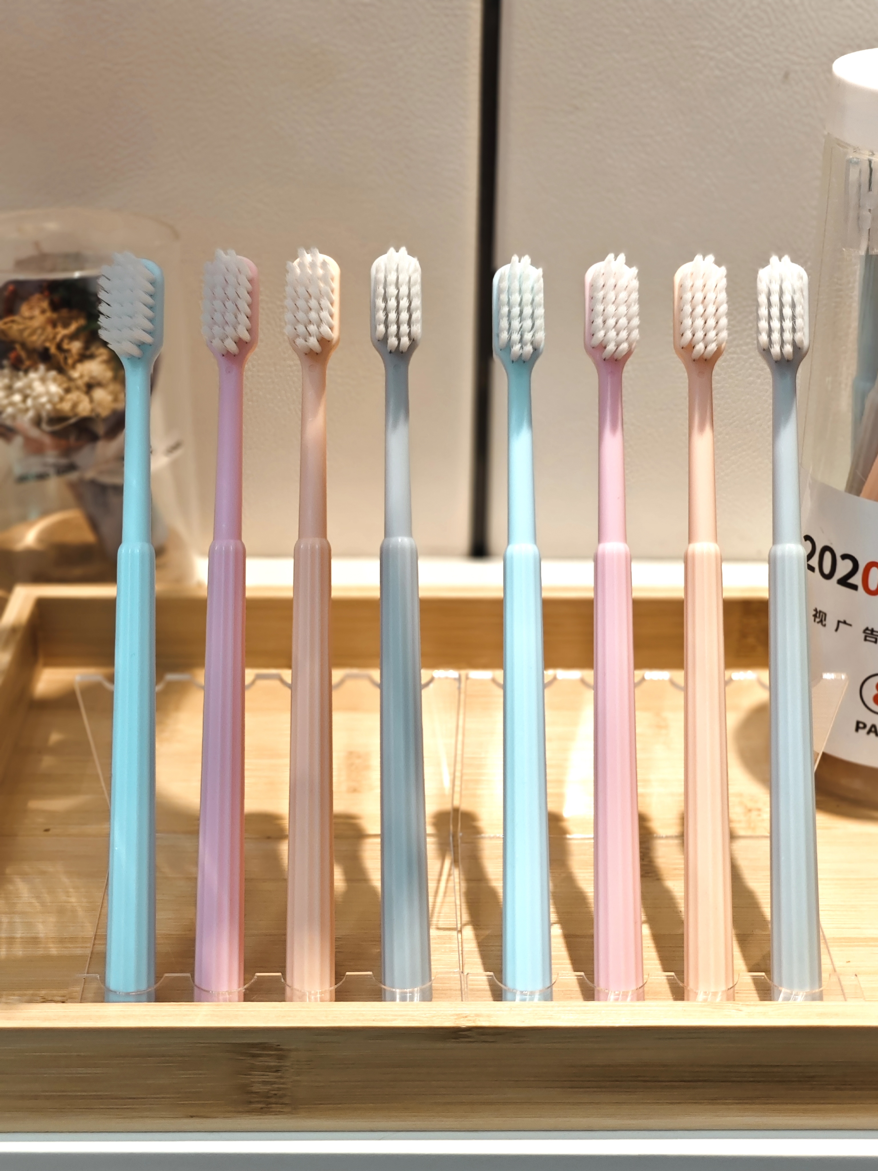 皓齿良品-8支桶装软毛牙刷180