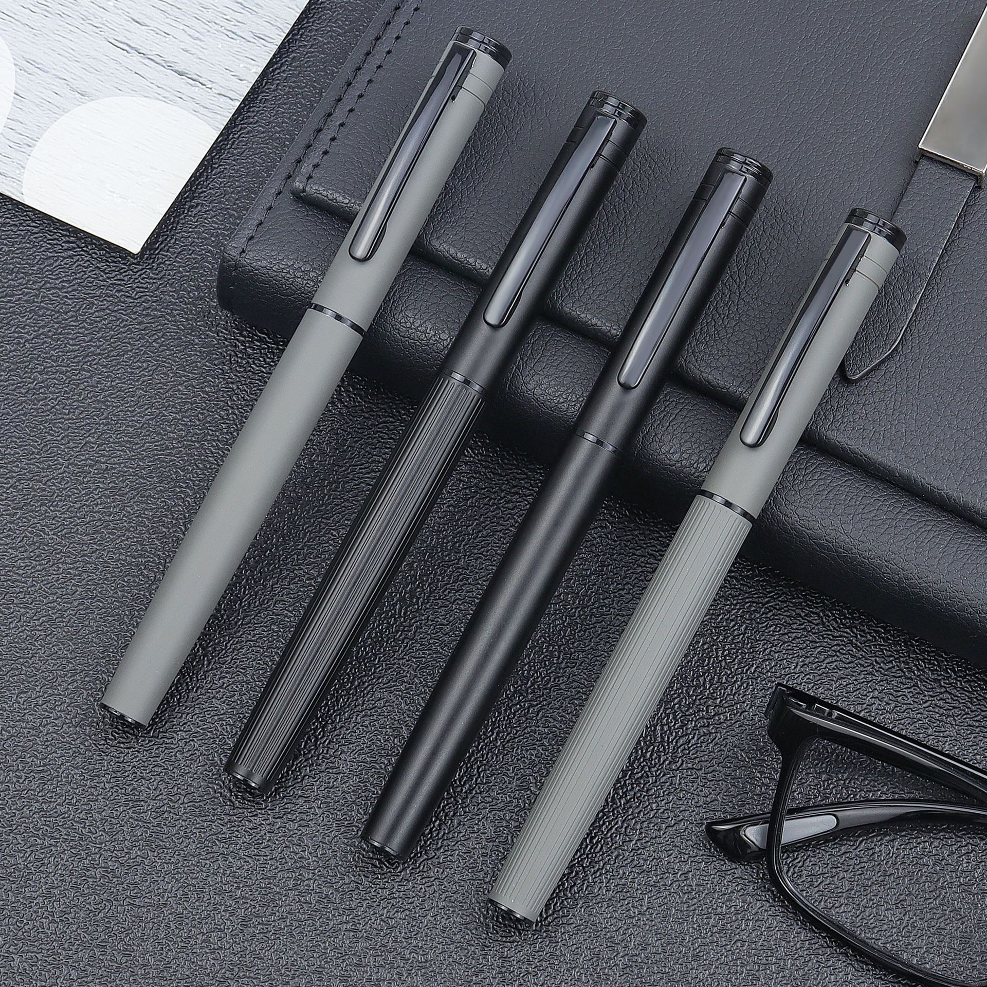 水笔签字红笔医生教师学习商务水性