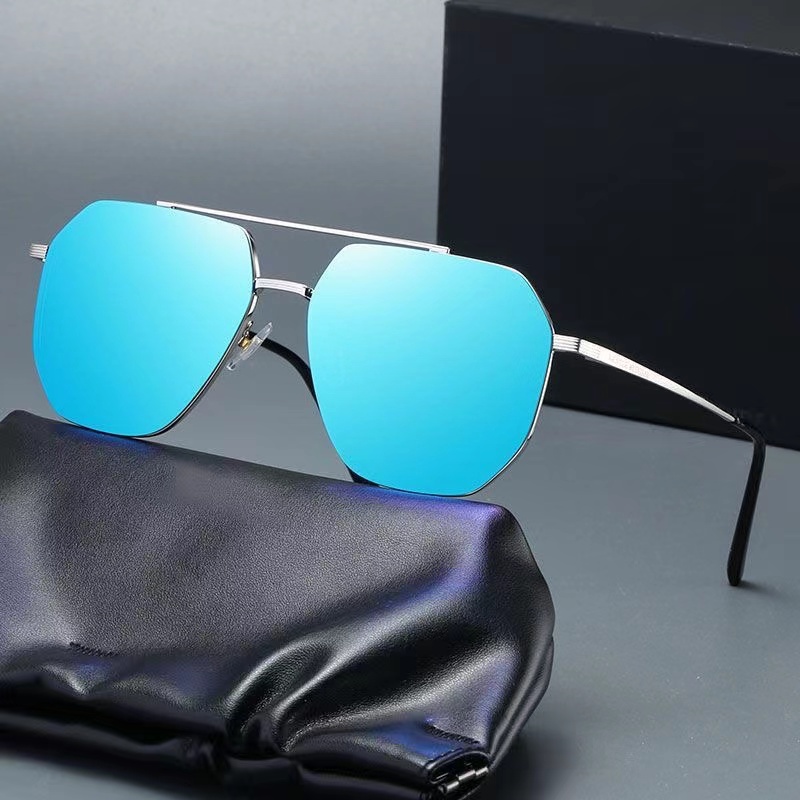 2024 New sunglasses for men driving sunscreen senior polarized sunglasses UV fishing glasses