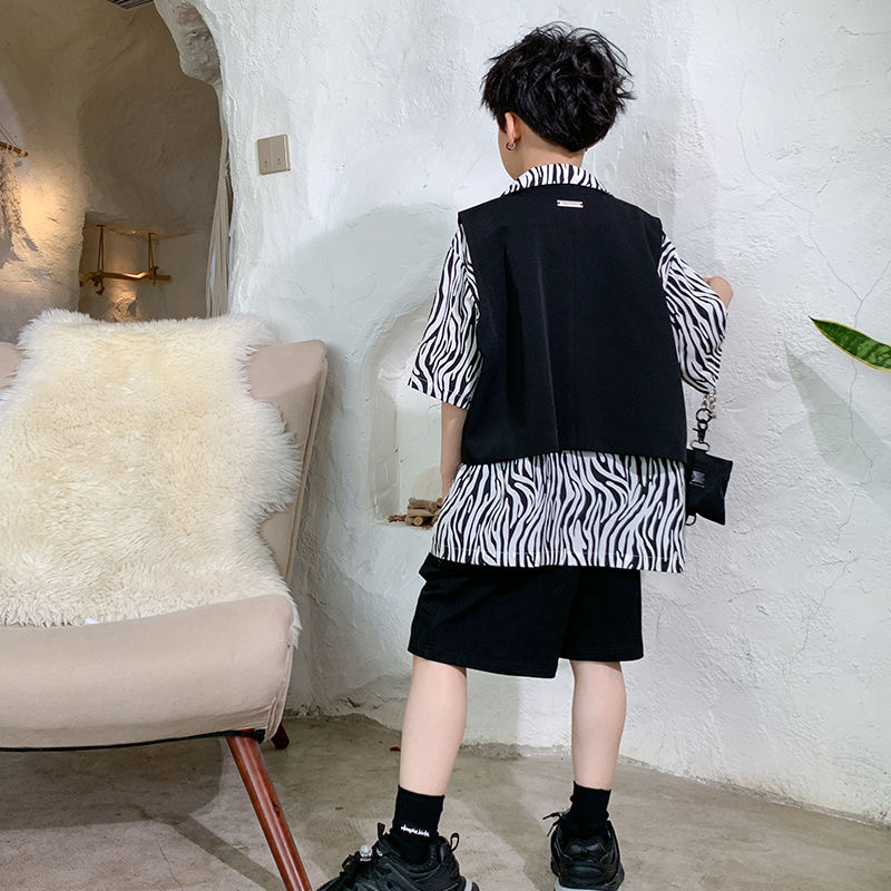 Three-piece black suit leather buckle waistcoat boy's new summer function wind big child street dance children's cargo tide