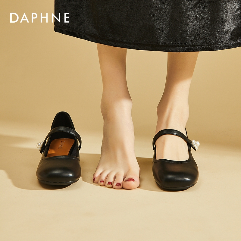 达芙妮小香风气质粗跟玛丽珍鞋女新款高跟鞋单鞋4023101038