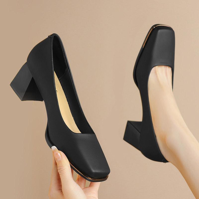 达芙妮方头浅口单鞋女夏季新款粗跟高跟鞋4024101020