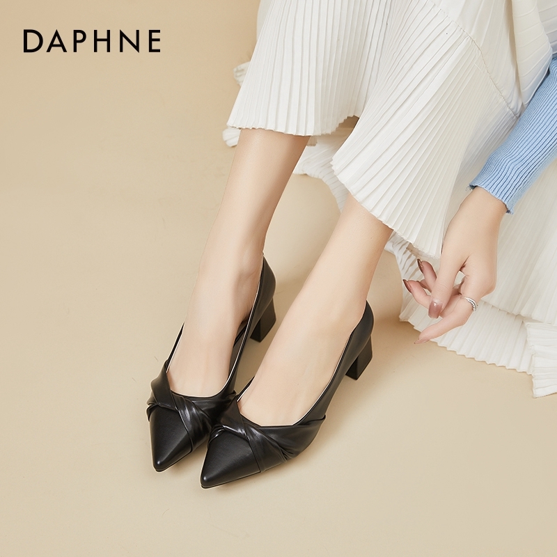 达芙妮粗跟尖头浅口单鞋女高跟鞋女鞋4022101053