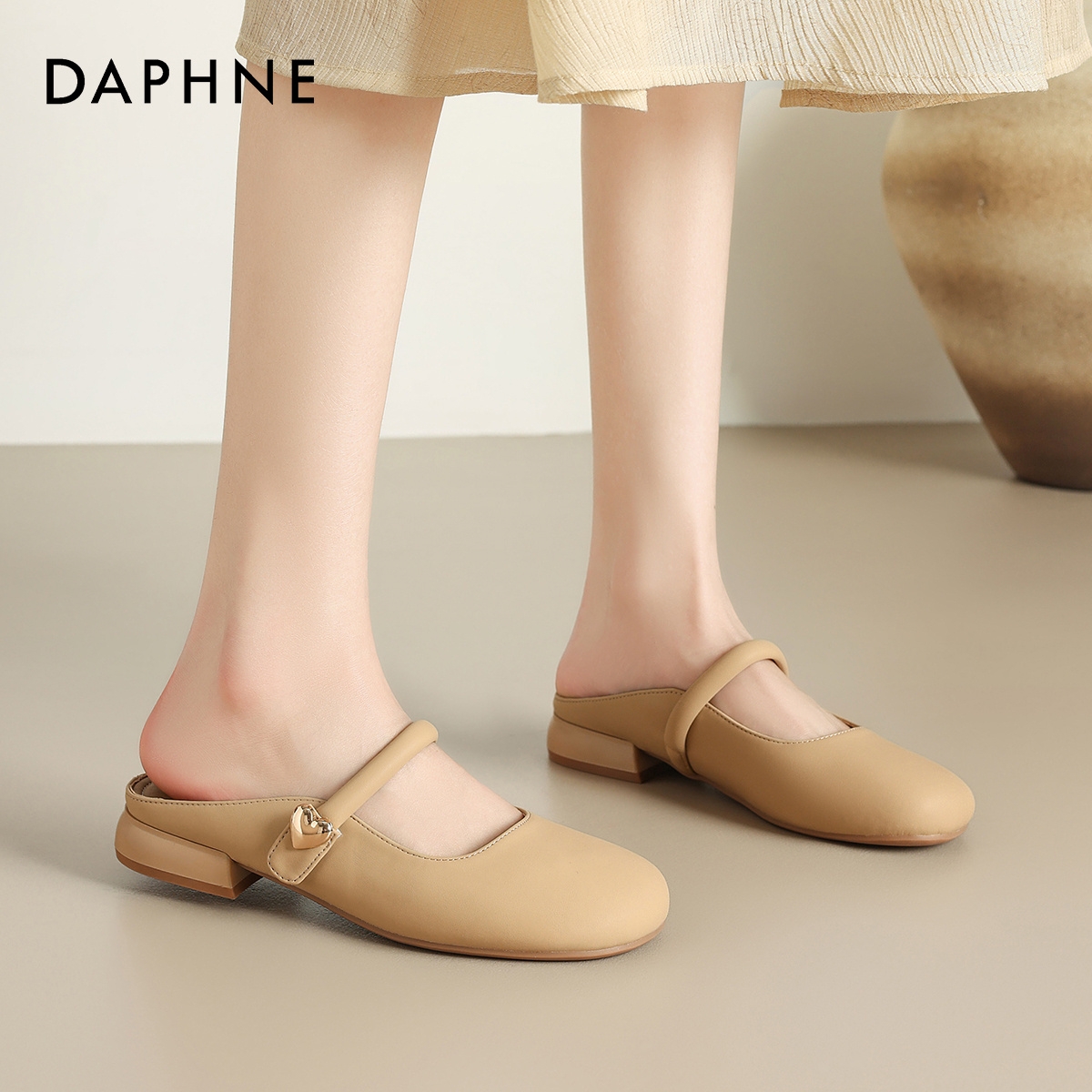 达芙妮包头半拖鞋外穿凉拖法式平底4024303180