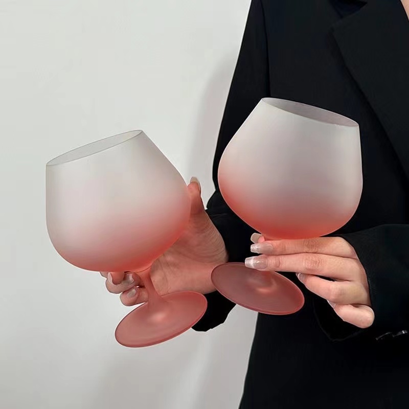 ins Wind Light Luxury Niche High appearance level gradient powder frosted stemglass wine wine glass home glass