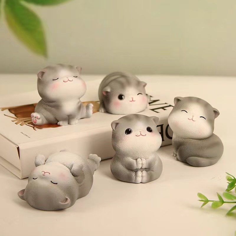 Super cute cat creative display for Valentine's Day gifts