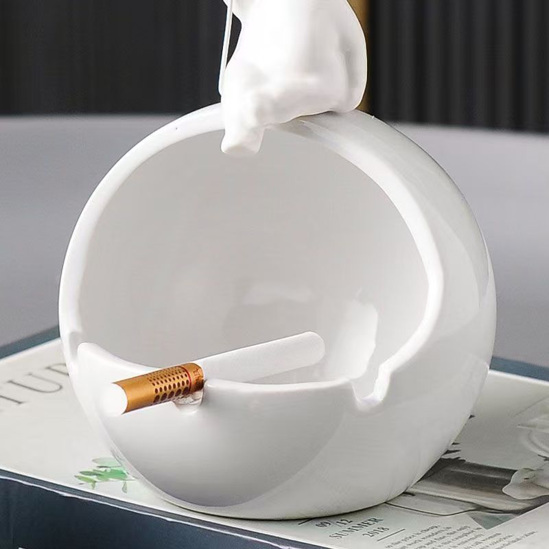 Nordic cartoon bear creative ashtray personality entrance fly-proof ash family living room ceramic lovely decoration