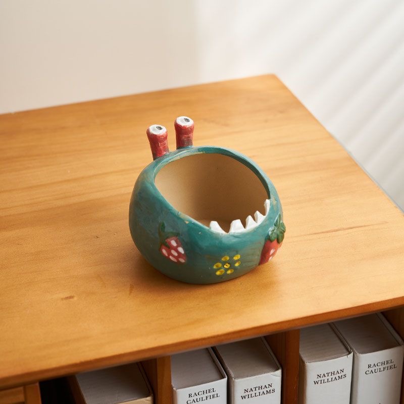 Creative ashtray Household living room ceramic advanced trend sense niche light luxury ashtray