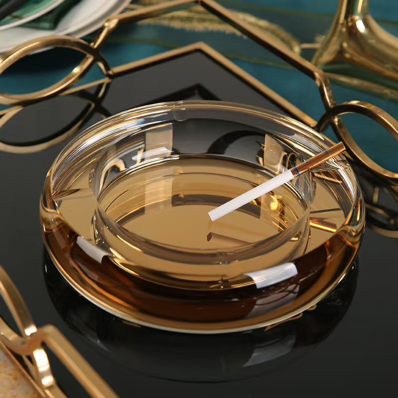 Light luxury creative personality trend multi-functional large crystal ashtray glass fashion European living room household asht