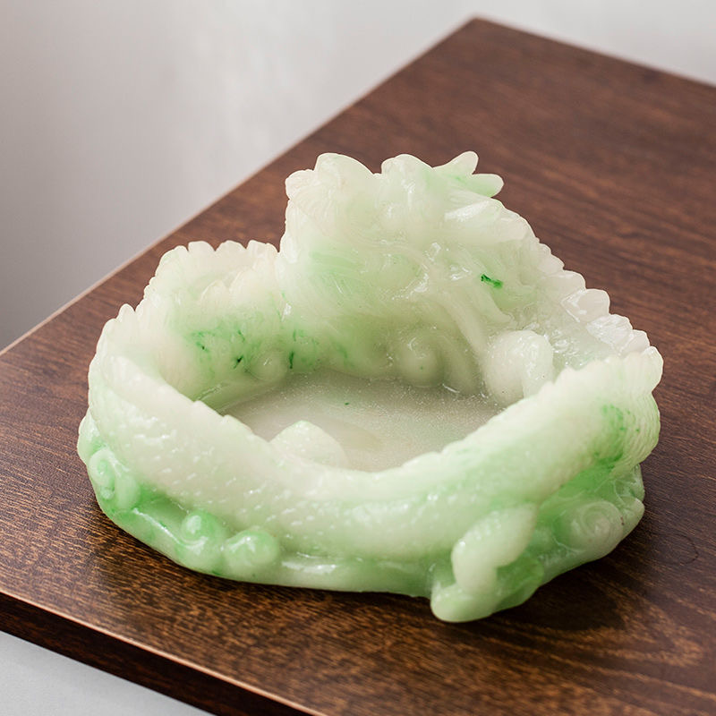 Chinese retro multi-functional classical creative disc dragon ashtray resin ashtray living room tea table fashion household deco
