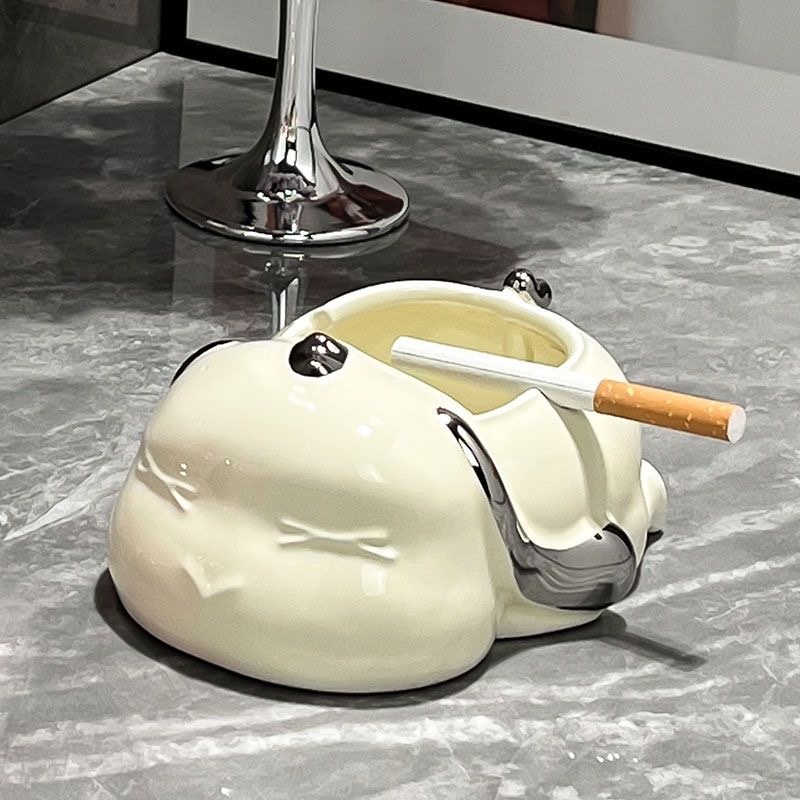 High appearance level rabbit ceramic ashtray Fashion personality trend light luxury home living room fly ash office ashtray