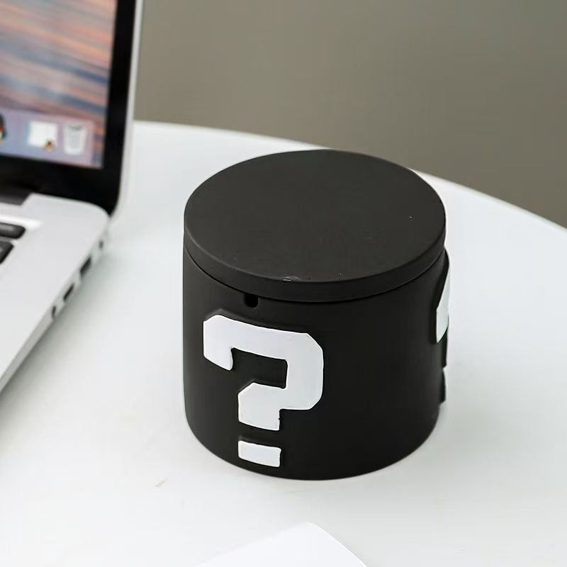 New net red fashion ashtray trend creative cute living room office fly-proof ash ornaments to send gifts