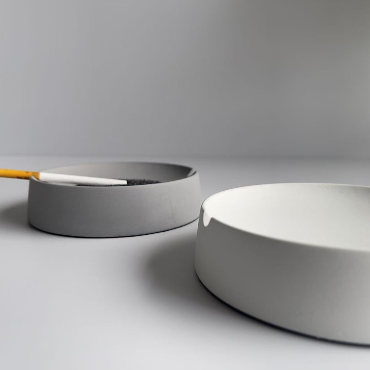 Light luxury cement ashtray High appearance level Hotel Hotel Restaurant Ashtray bar rooms Simple cigarette tray