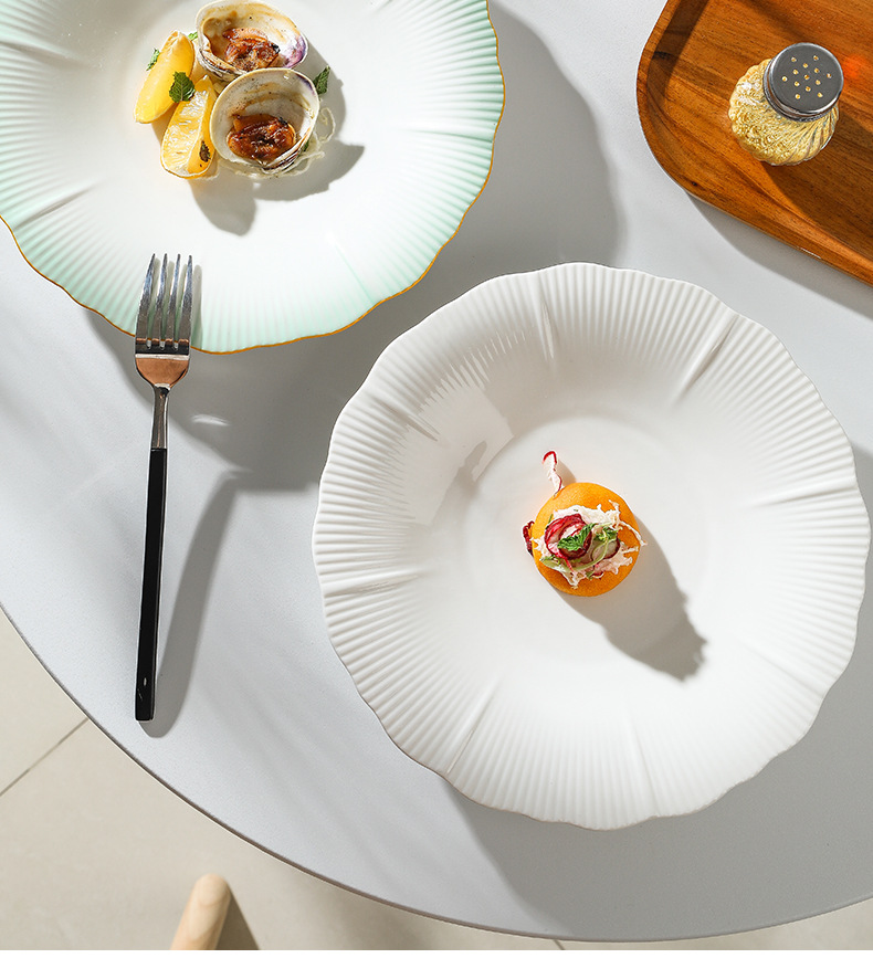 Ceramic plate household flat plate plate flower shaped wavy shallow plate advanced Western salad plate