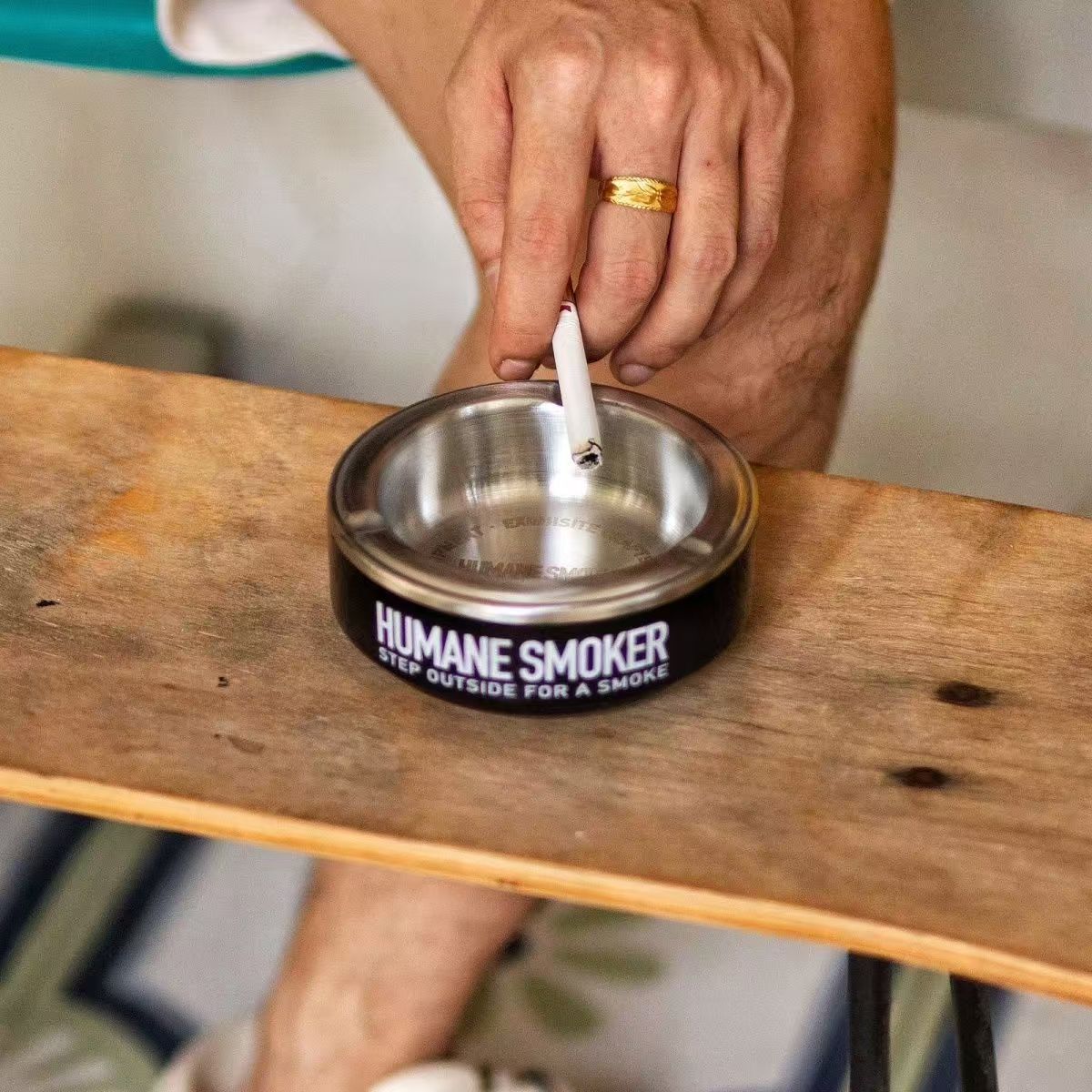 Hidden guest original design lightweight stainless steel ashtray home living room guest ashtray creative trend