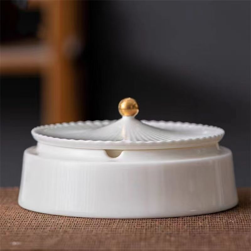 Chinese style ceramic ashtray office home simple desktop ceramic creative with lid fly ash ashtray decoration