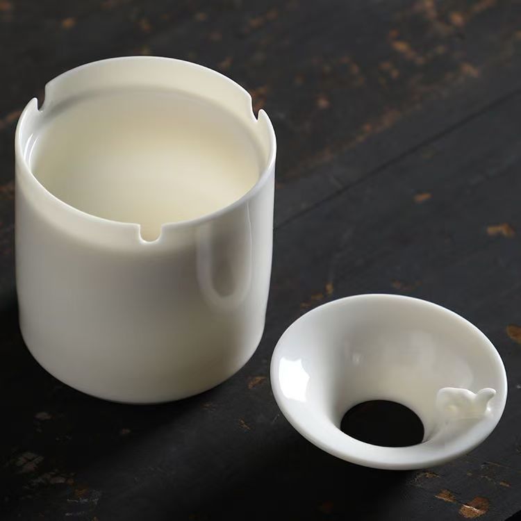 Lamb fat jade white porcelain ashtray light luxury personality trend office living room with cover fly ash customization