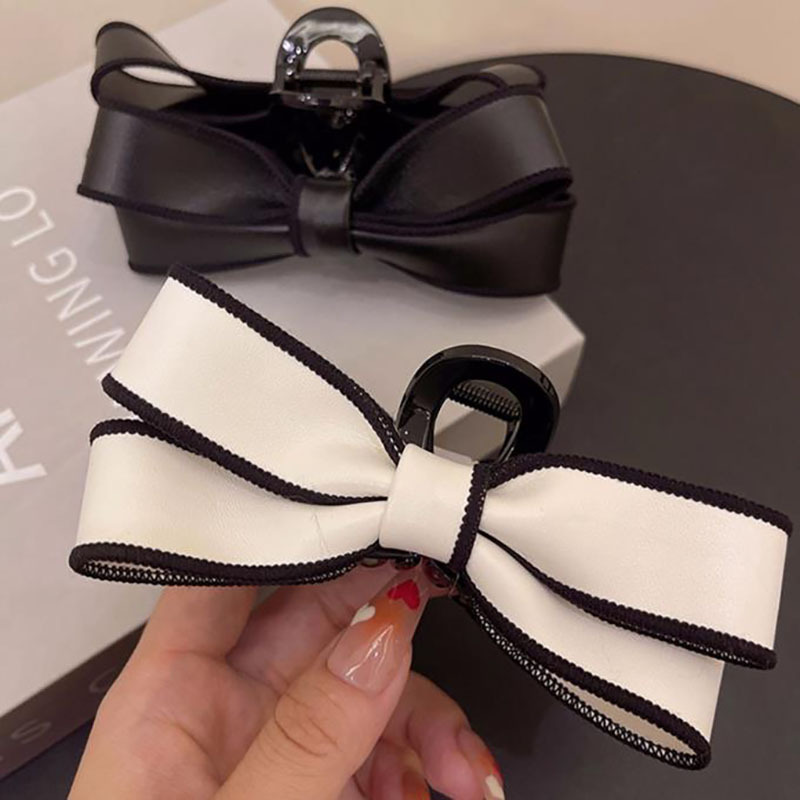 French elegant bow grab clip for girls spring/summer hair clip back of the head of the advanced sense large shark clip hair acce