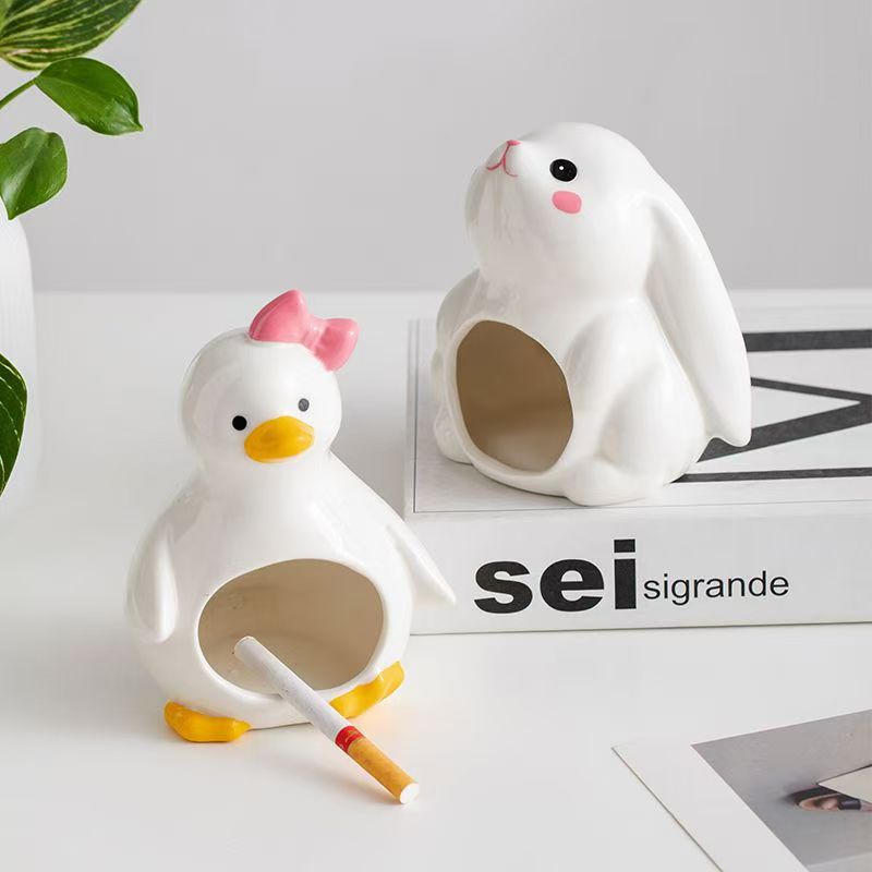 Animal cartoon lady cute ceramic ashtray decoration fly ash living room desktop personality trend cute ashtray