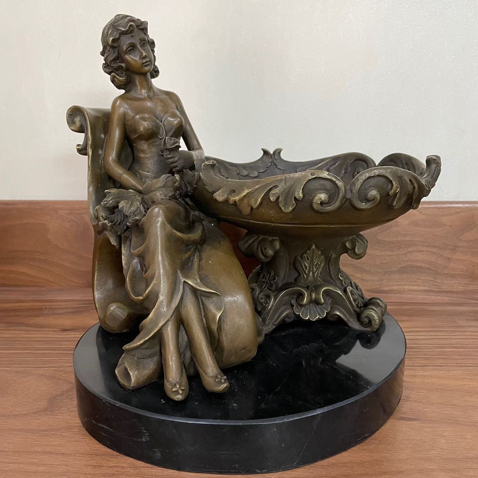 Copper sculpture European beauty fruit plate bronze sculpture tray home decoration creative gifts living room porch study