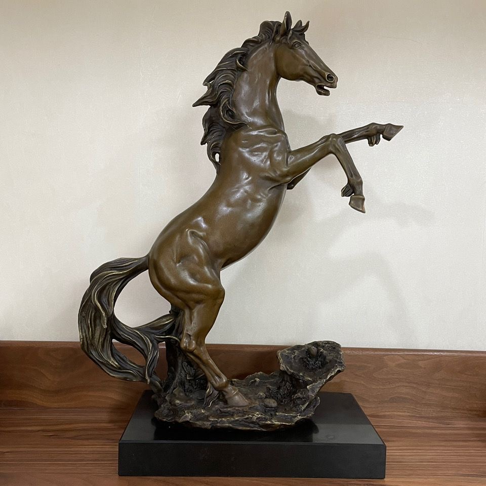 Bronze sculpture horse galloping bronze sculpture home decoration creative gift town house fortune success
