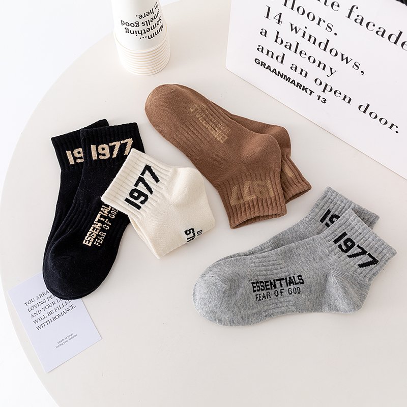 花辞日记成人款1977中筒袜女袜