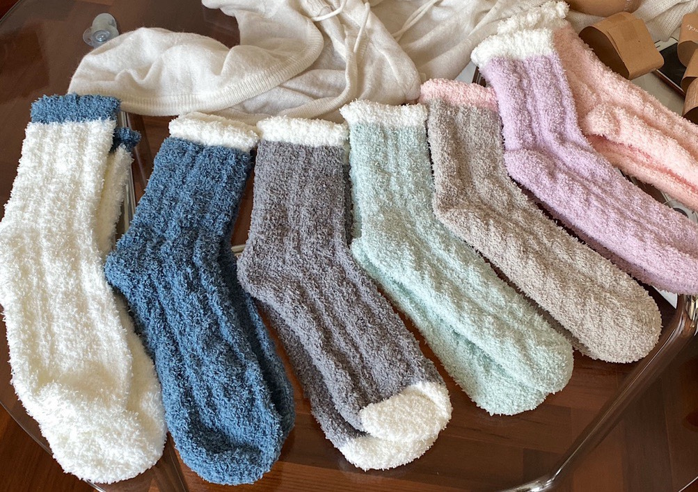 花辞日记均码珊瑚绒袜子女袜纯色7双装